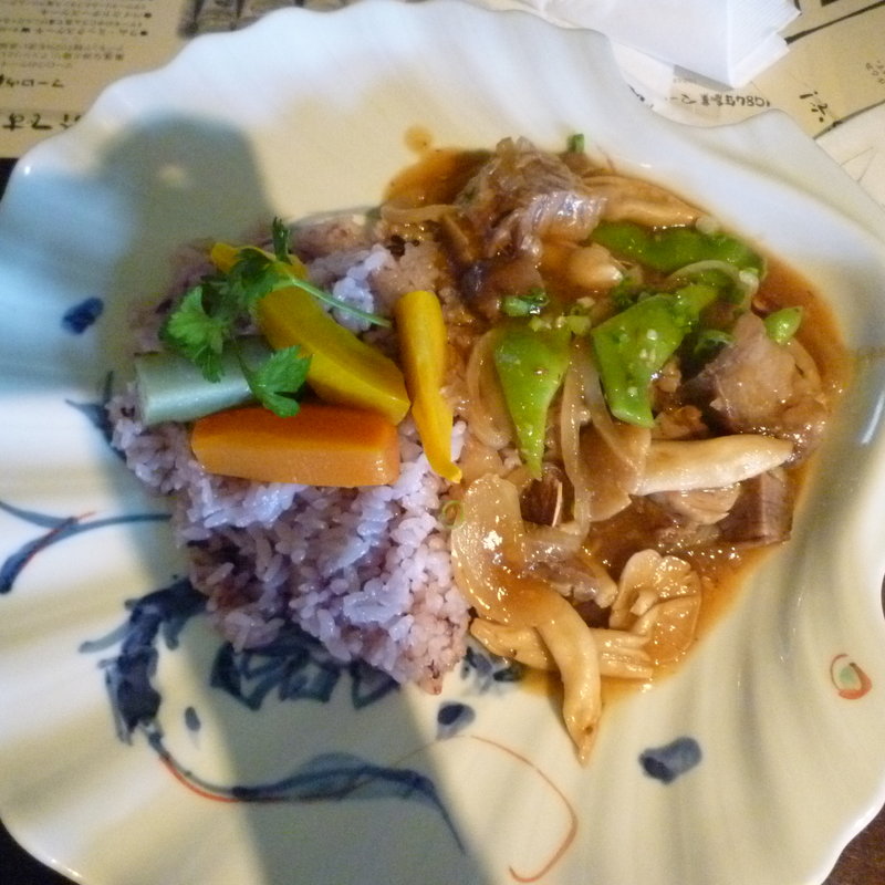 やわらかい和牛としめじの和風煮込みライス(マーロウ 秋谷本店)