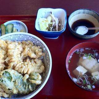 穴子天ぷら丼(一山 いけす)