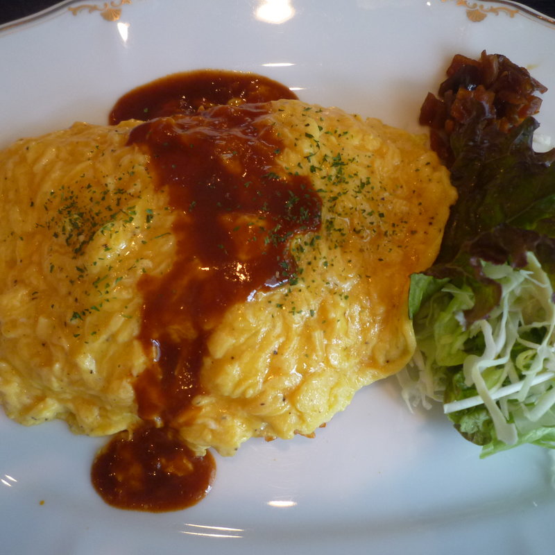 ふわふわ玉子のオムライス(ぱんのみみ)