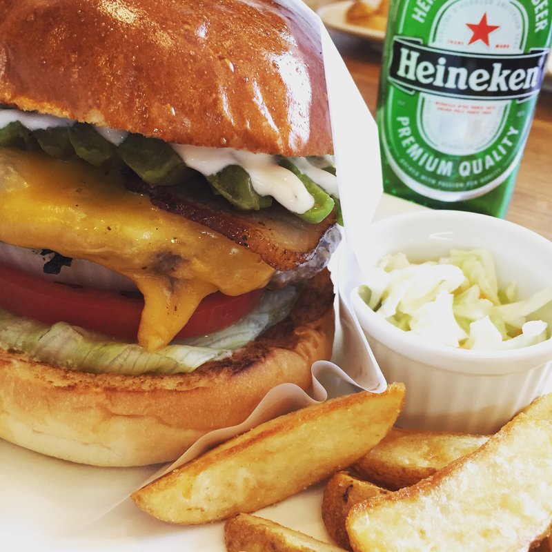 アボカドベーコンチーズバーガー(ザグッドベアーバーガー 貝沢本店 )