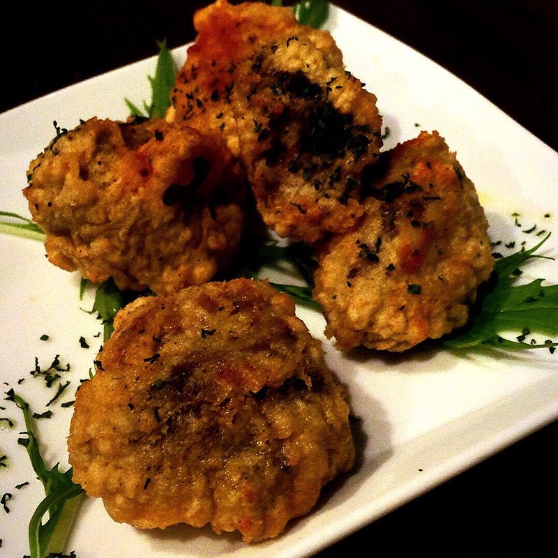 豚ホホ肉の唐揚げ(かさぶた （casabuta）)