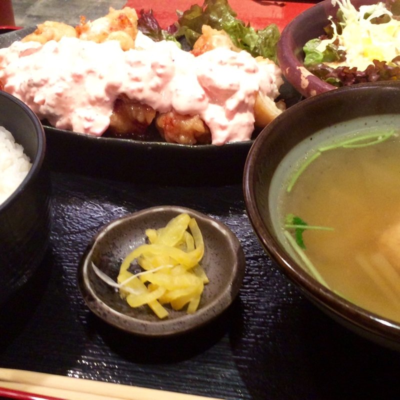 チキン南蛮定食(佐賀県三瀬村ふもと赤鶏 丸の内店)