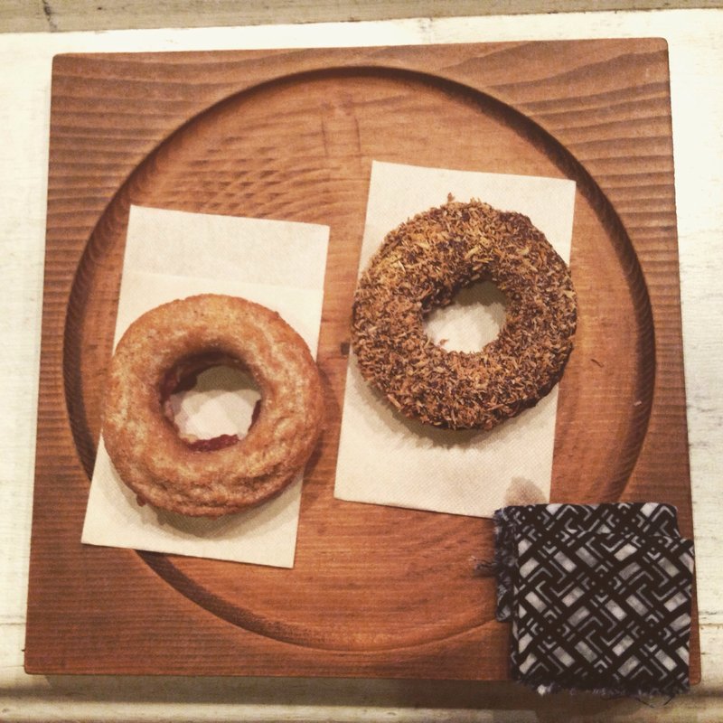 アップル&カスタード(Monsoon Donuts)