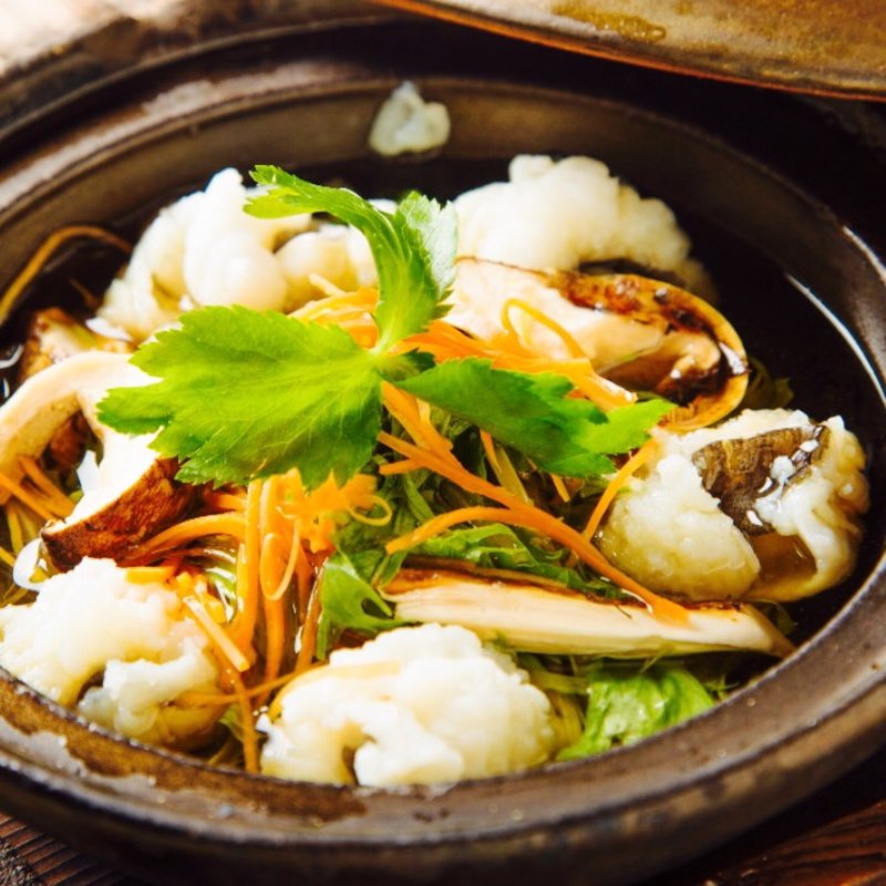 秋鱧と玉ねぎのハリハリタジン蒸し(江戸三座)