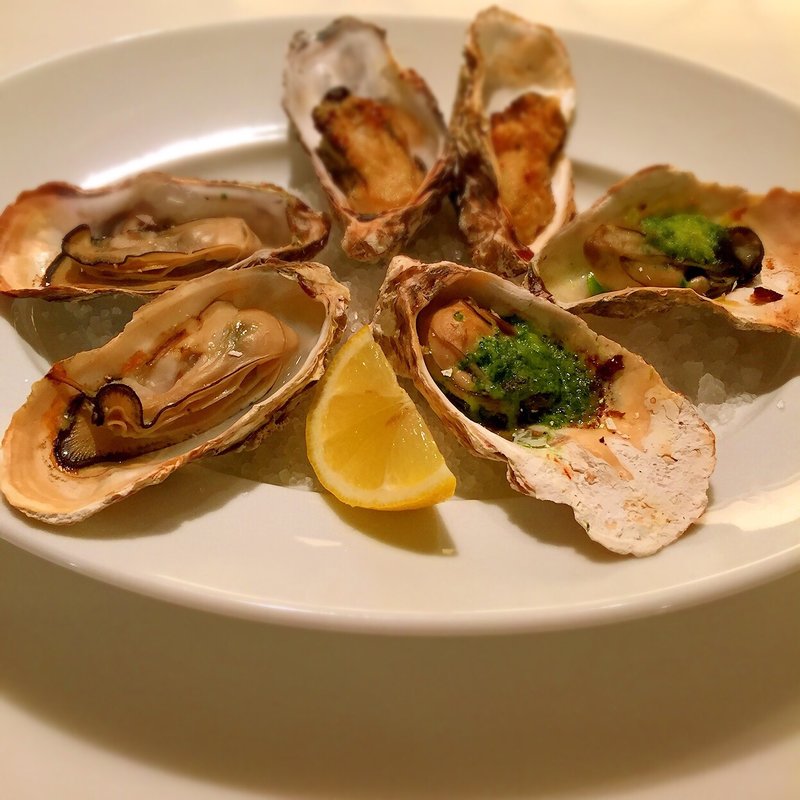 ホットオイスタープレート 各2ピース(シュリンプ＆オイスターバー 横浜モアーズ店 )