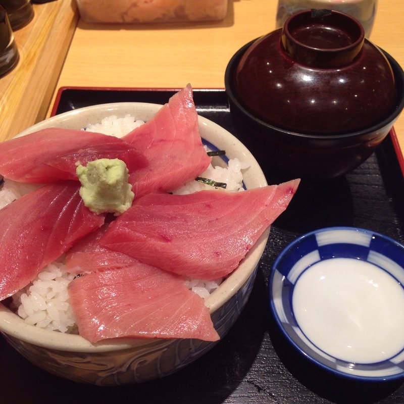 中トロ丼 ダブル(まぐろ小屋本店)
