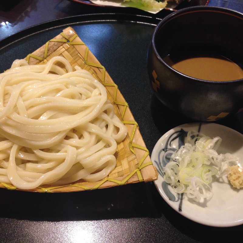 もりうどん（胡麻）(田丸屋 （たまるや）)