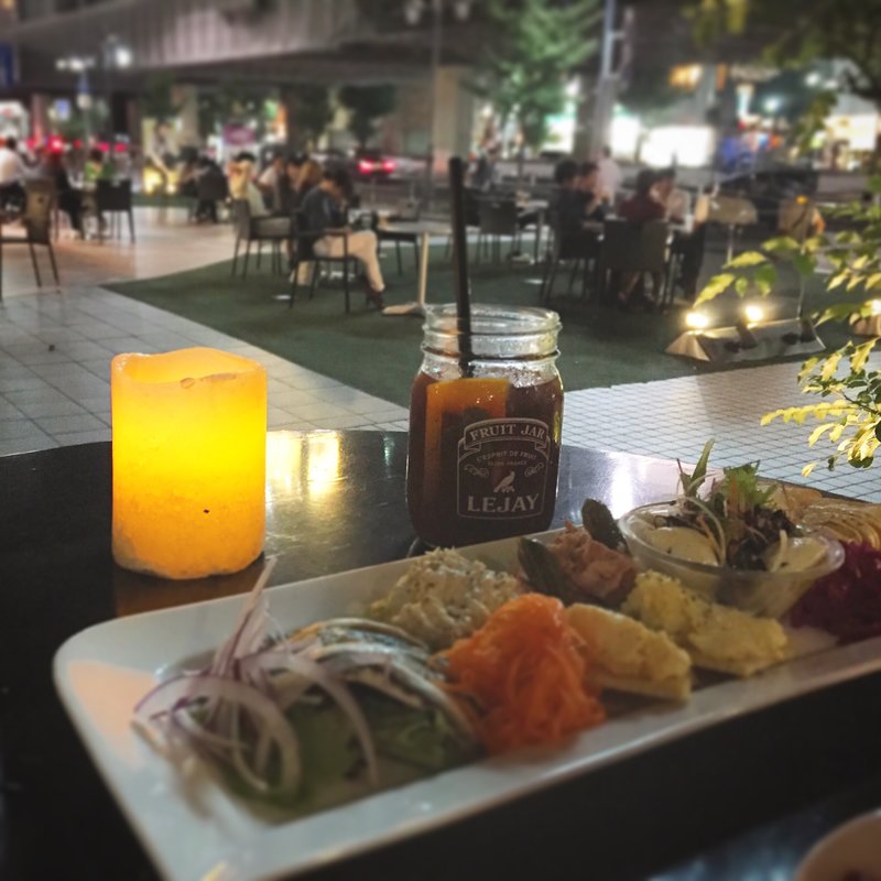 本日の前菜6種の盛り合わせ(ブラッセリールデュック （BRASSERIE LE DUC）)