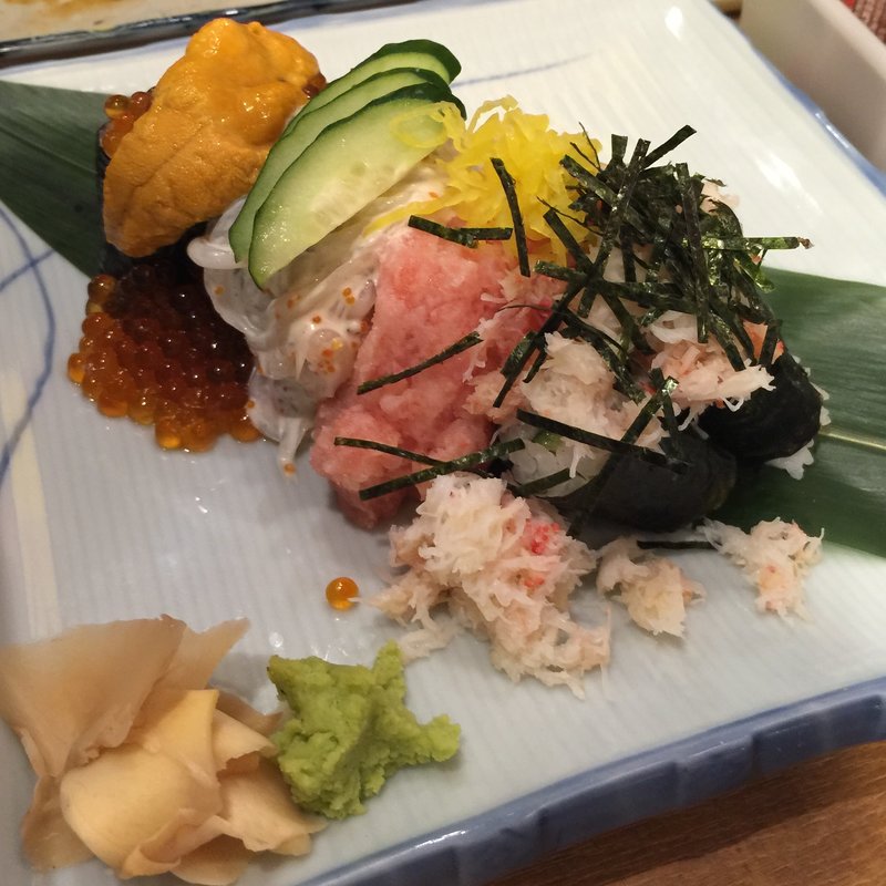 こぼれ寿司(磯丸水産 プリンセス大通り店 )