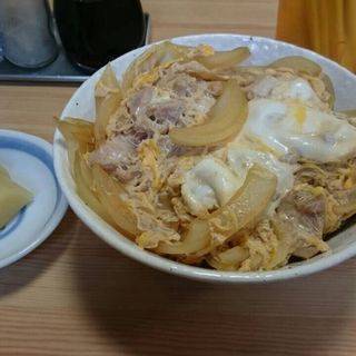 親子丼(㈲だるまや食堂)