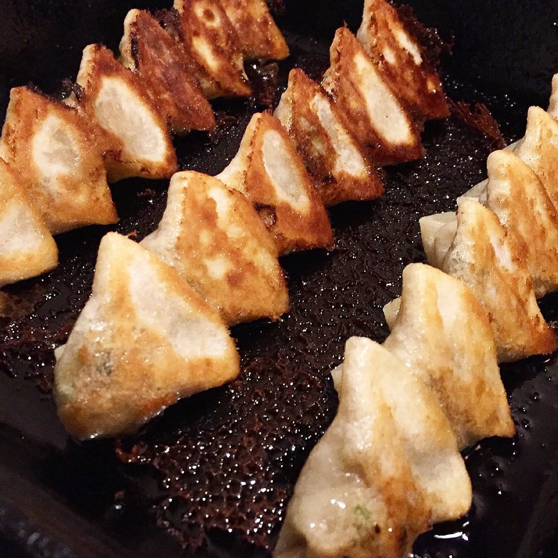 チャオズ餃子(チャオズ )