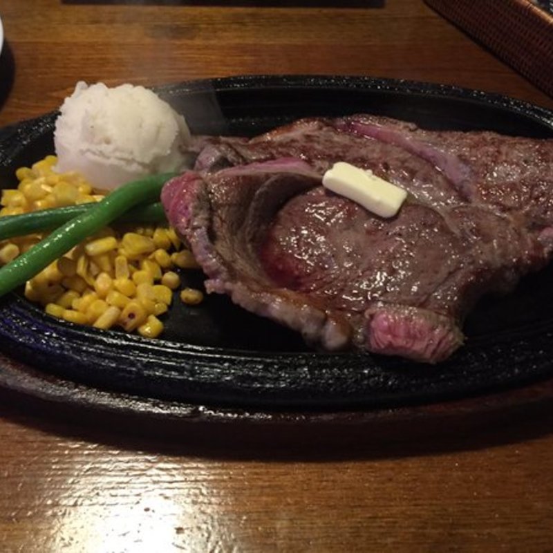 ステーキ(ステーキハウスボン)