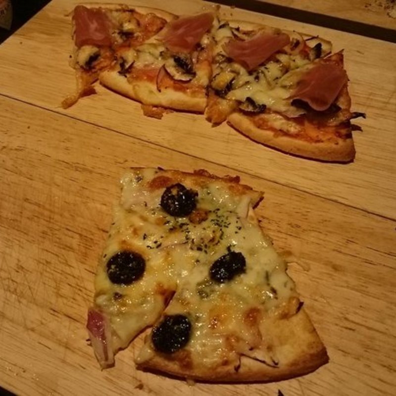 マルゲリータ（トマトソースモッツァレラバジル）(東京台湾)