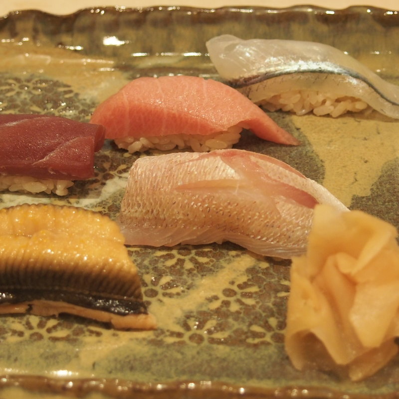 5貫盛り合わせ(鮨 松もと)