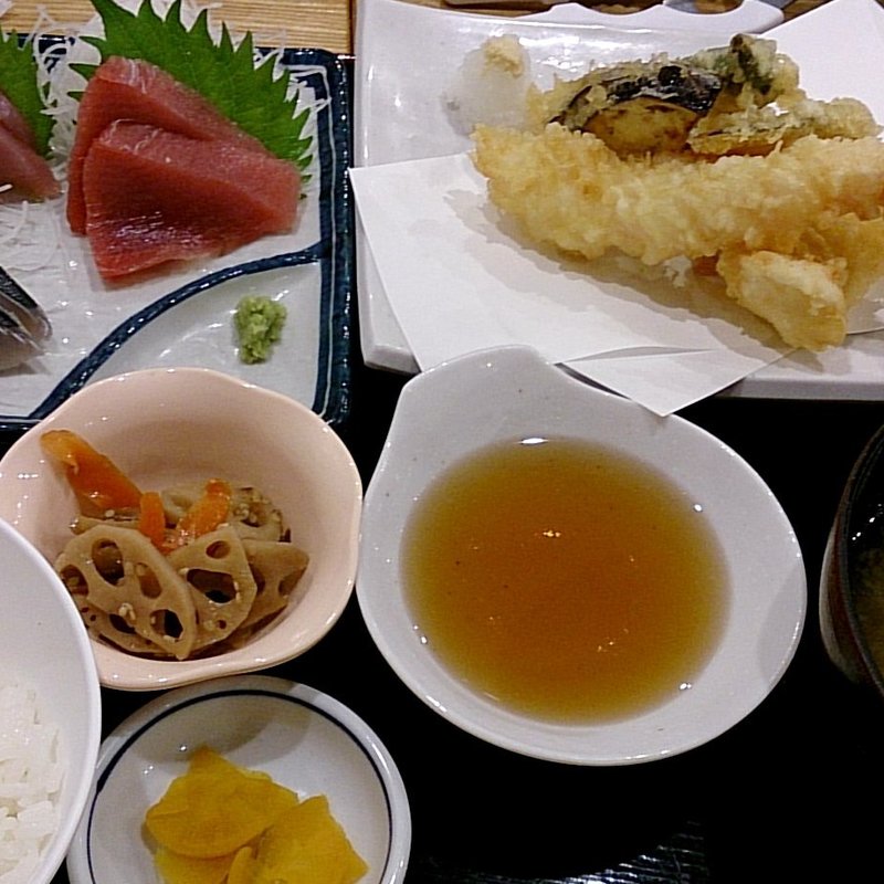 天ぷら地魚刺身定食(漁師めし食堂)