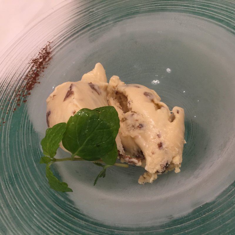 ラムレーズンのジェラート(ジョヴァンニ)