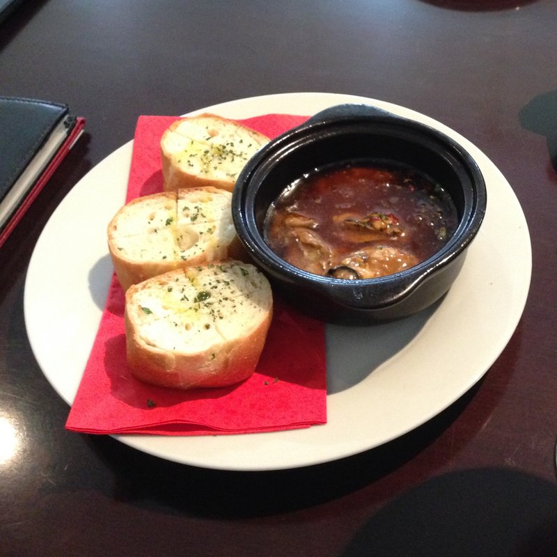 牡蠣のアヒージョ(オイスターハウス （OYSTER HOUSE）)