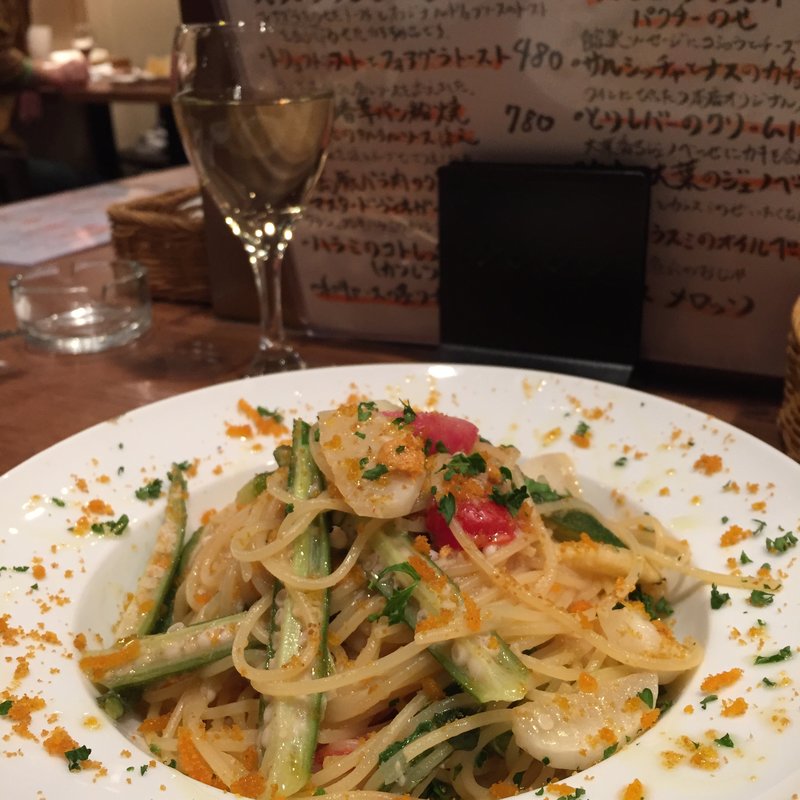 ウニとカラスミのオイルベースパスタ(曳舟バル )