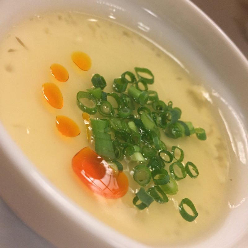 キクラゲとアサリの茶碗蒸し(雷井土音)