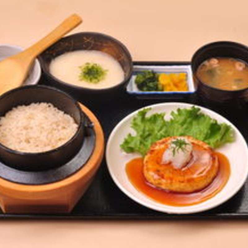 麦とろ豆腐ハンバーグ御膳(炭家米蔵 モナ新浦安店)
