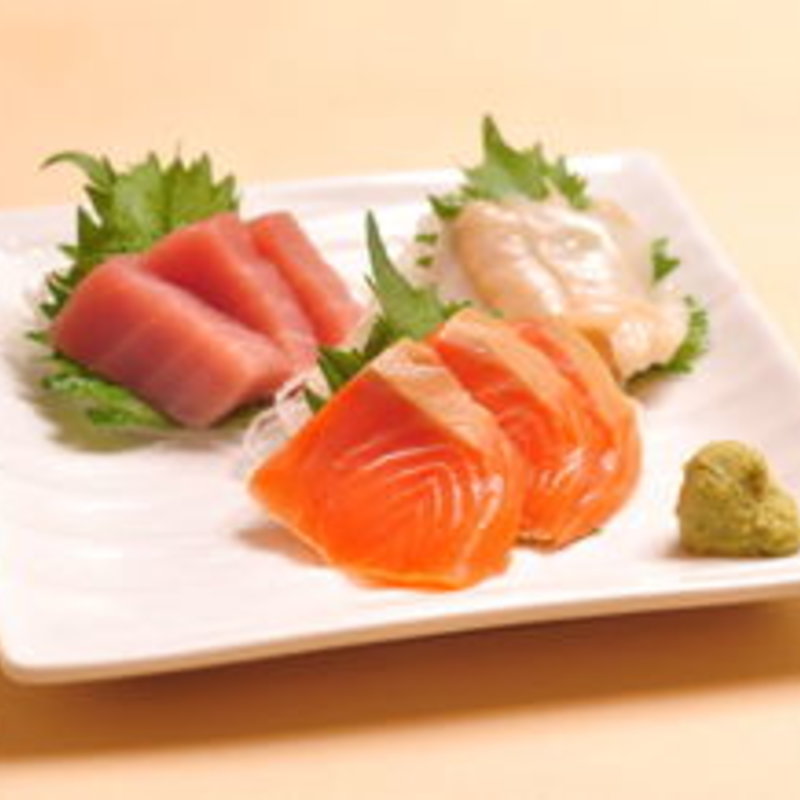 刺身盛り合わせ(炭家米蔵 モナ新浦安店)