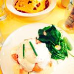 パンケーキエッグベネディクト スモークサーモン＆ほうれん草