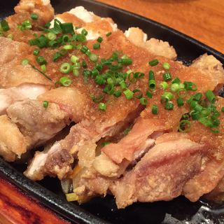 とり吉(食堂英々 （ショクドウハナハナ）)