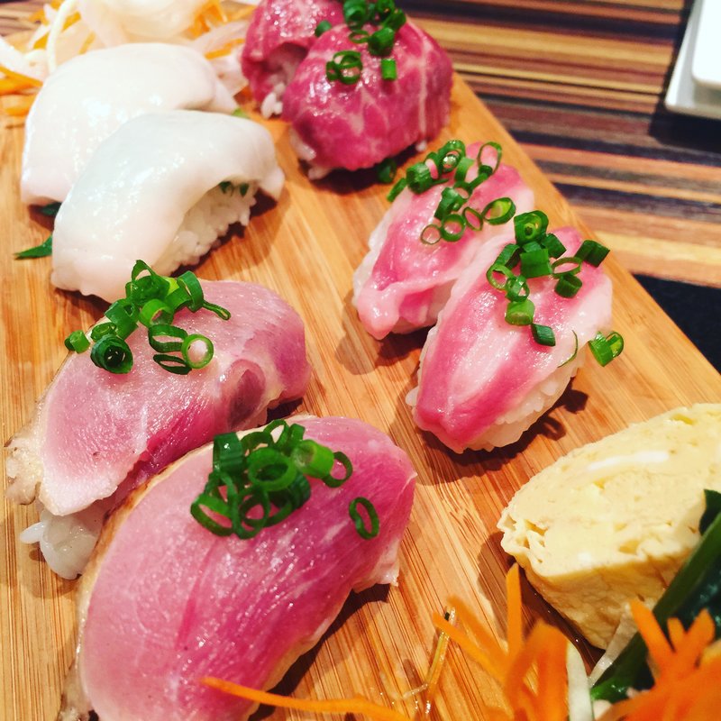 馬肉寿司(くすだま )