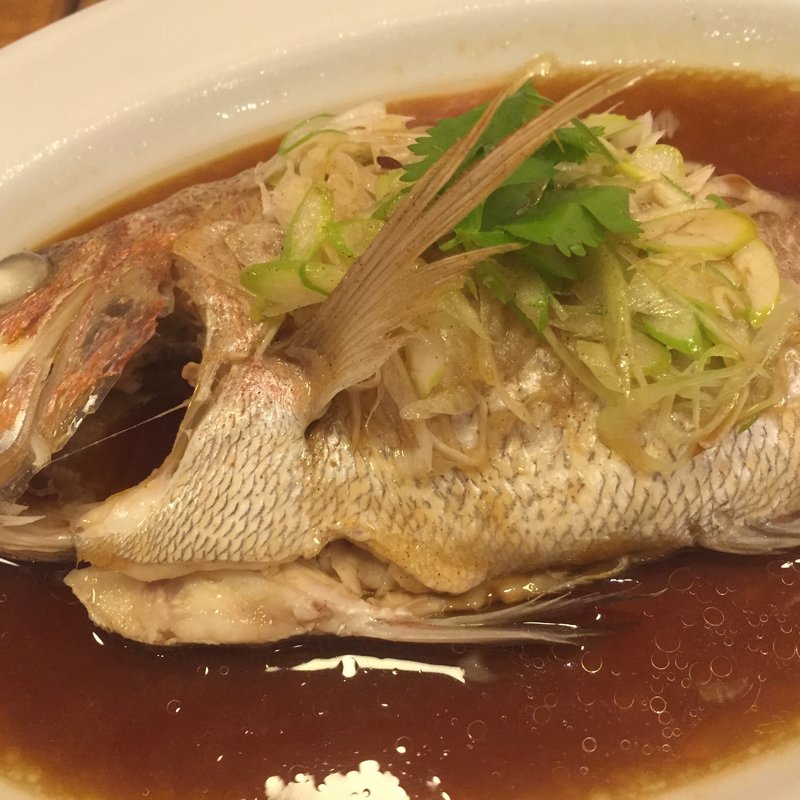 鯛の姿蒸し(エンギ)