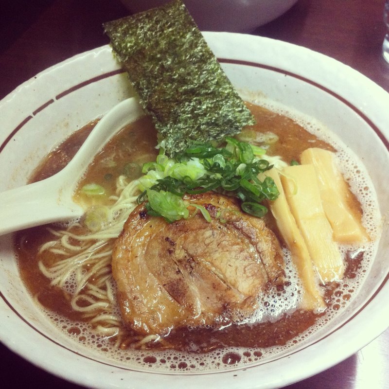 豚濁和だし汁ソバ(バサノバ)