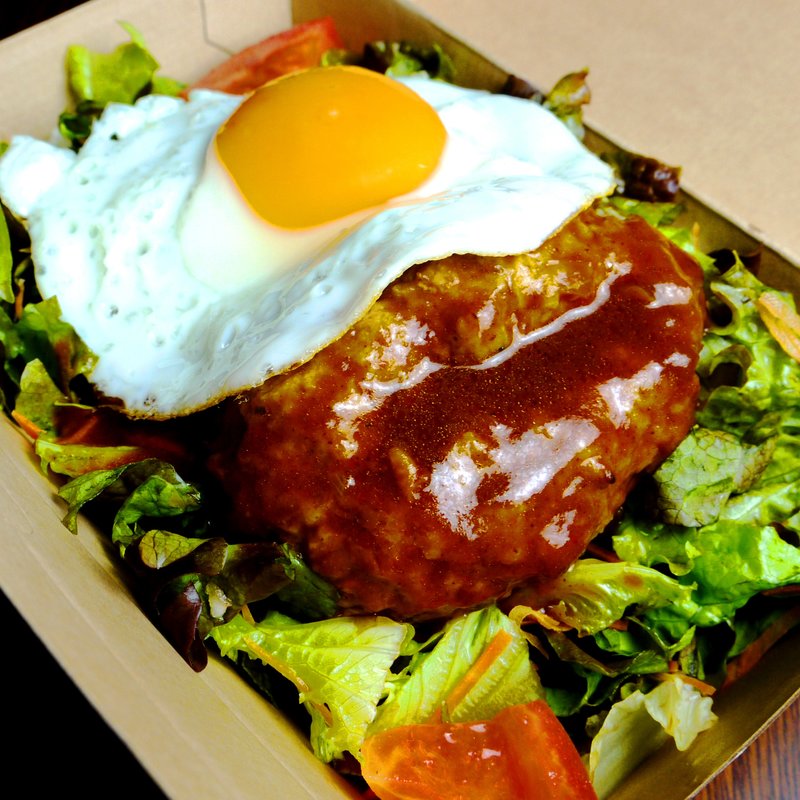 ナシゴレン(木蓮)