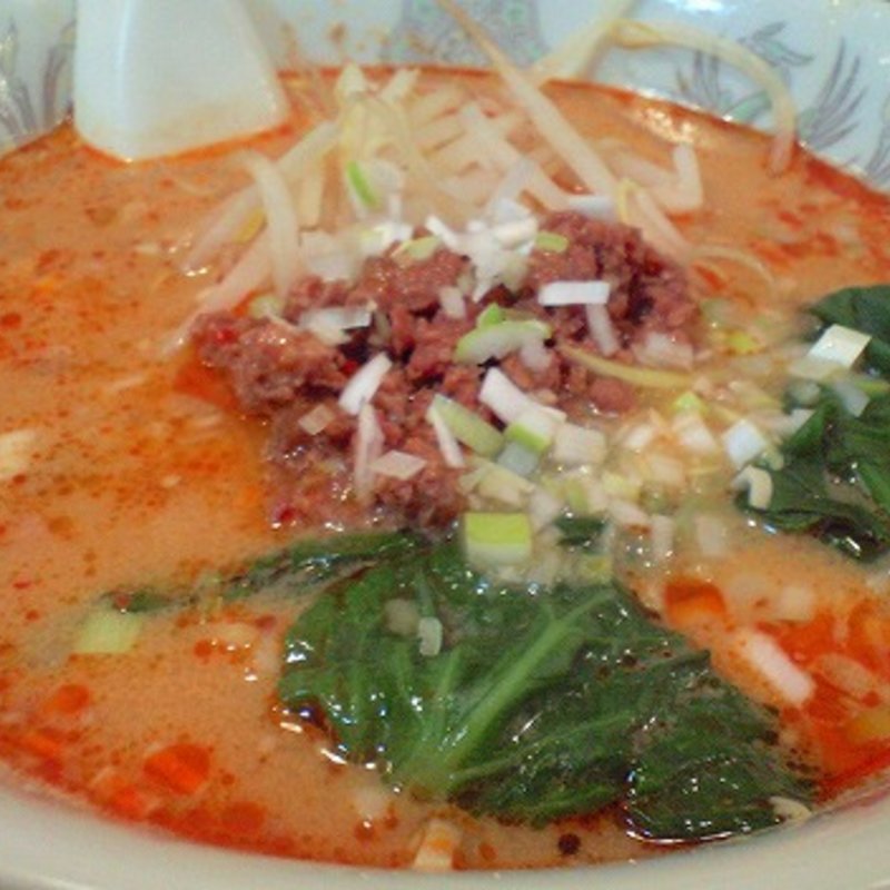 担担麺( 中国料理 龍鳳 )