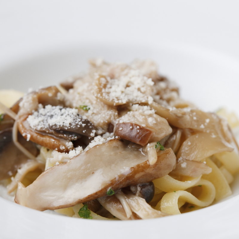 ポルチーニといろいろきのこのパスタ (ナチュラル ダイエット レストラン NODO)