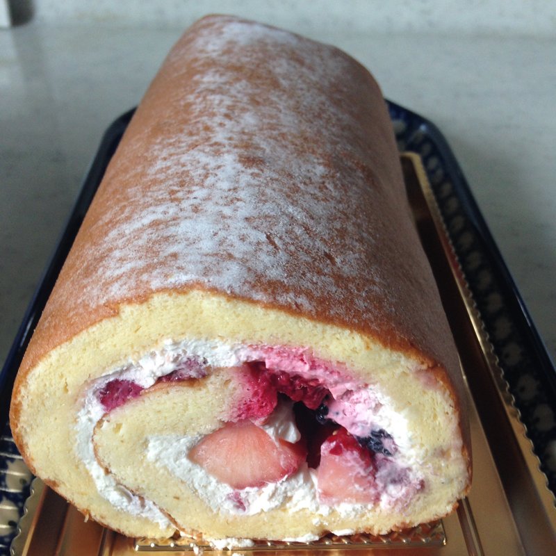 ルーローフリュイルージュ　1本(パティスリー レザネフォール 恵比寿)