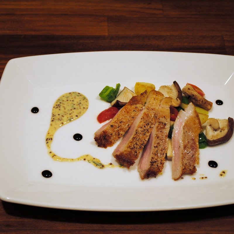 鶏モモ肉のfグリル(Nプラスカフェ)