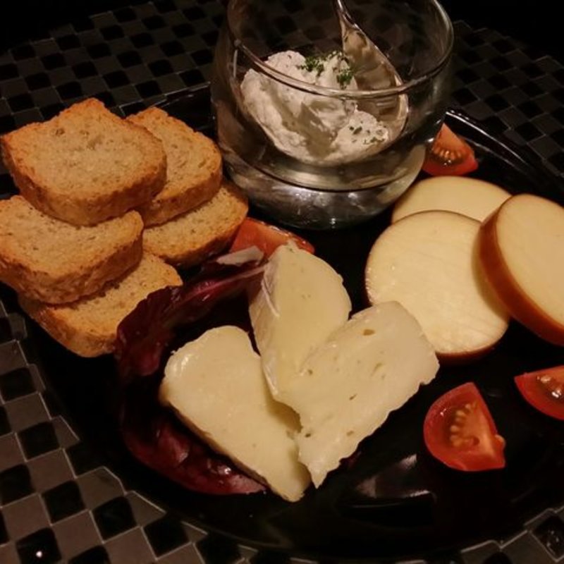 チーズ盛り合わせ(Estrela （エストレーラ）)