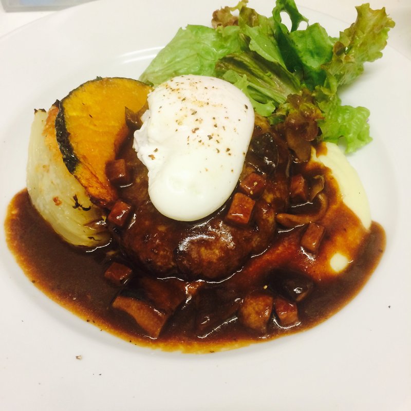 ハンバーグランチ(colors （カラーズ）)