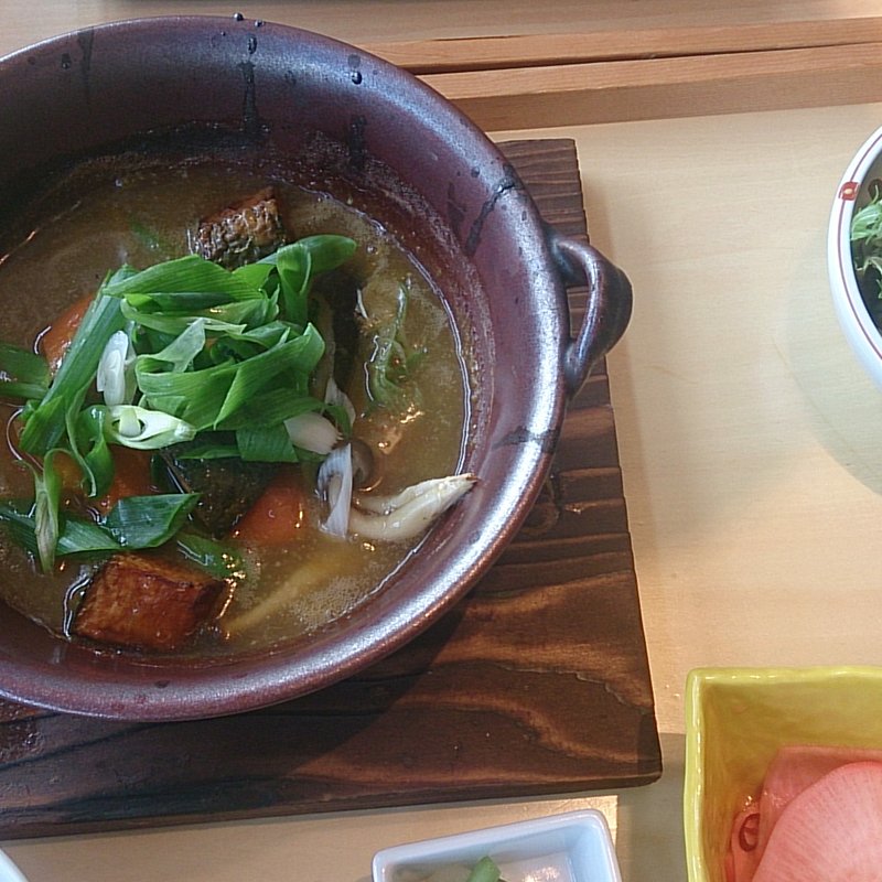 たっぷり野菜!!「豆腐つくねハンバーグ定食」(やさい家めい 上野店 )