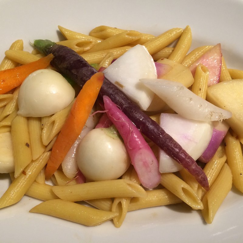 本日のおすすめパスタ 新鮮三浦野菜のペペロンチーノ(フル)(100本のスプーン FUTAKOTAMAGAWA)