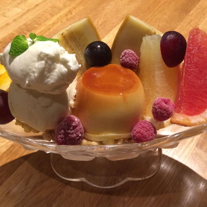 あこがれのプリン・ア・ラ・モード(100本のスプーン FUTAKOTAMAGAWA)