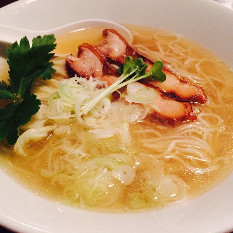 (アナログ （analog）)