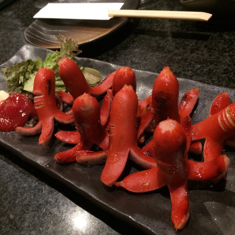 タコさんウインナー(鉄板居酒屋 Chikato)