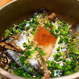 の秋刀魚と梅の釜飯(和醸良酒)