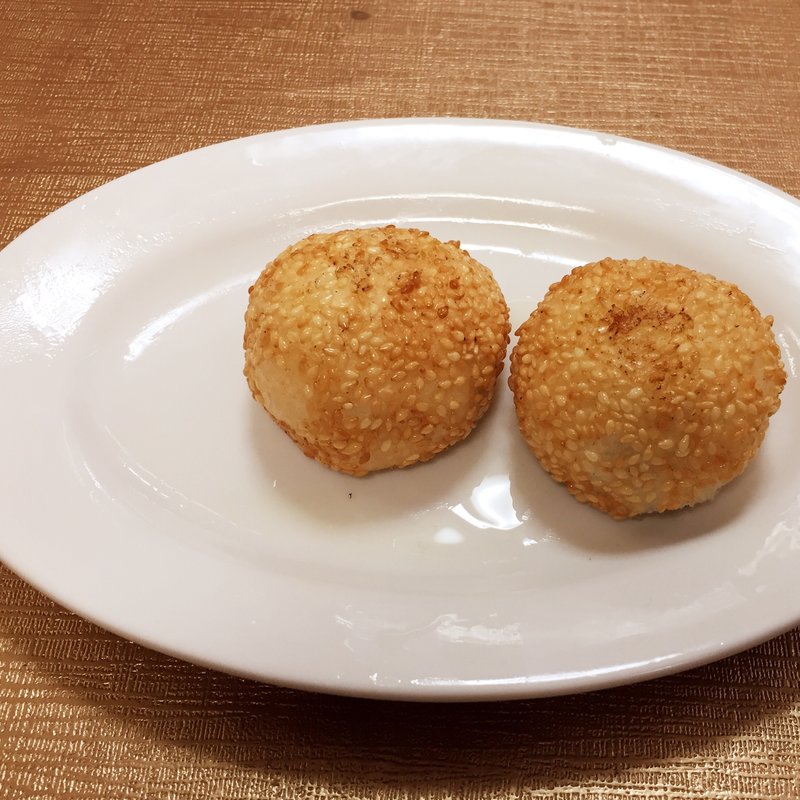 ゴマ揚げ団子(中国大明火鍋城)