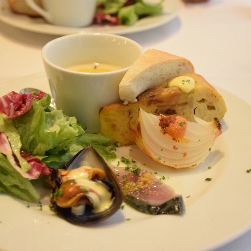 タパス盛り合わせ(スペイン海鮮料理 ラ マーサ （La masa）)