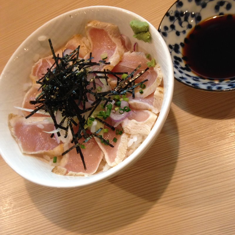 鳥丼(鶏焼肉東京 本店)