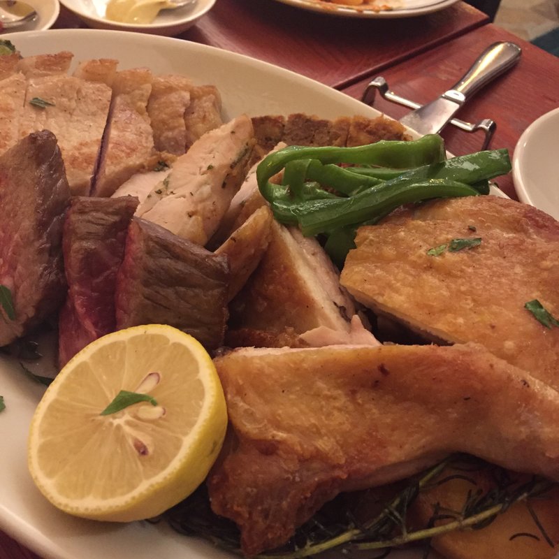 お肉盛り合わせ(ラゴッチャ東京)