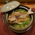 瀬戸内天然鯛の土鍋ご飯(ながとも )