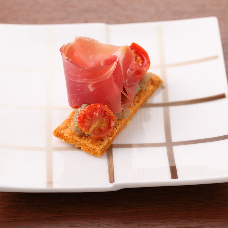 生ハムとパイ(Nafre natural french)