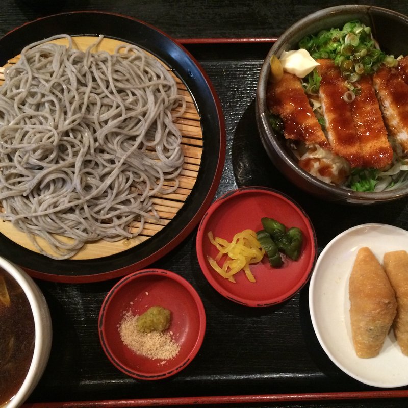 鴨ざる いなり付き(大乃家)